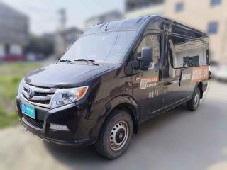 東風御風御風2021款 2.0T動力王前驅物流車長軸中頂6-9座國VI ZD20