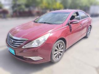 現(xiàn)代索納塔2013款 2.0L 自動(dòng)時(shí)尚版