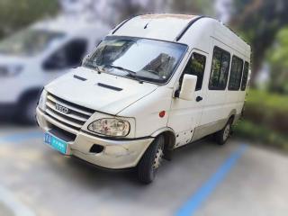 依维柯依维柯褒迪2013款 2.5T-V39 箱货高顶