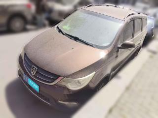 寶駿寶駿7302015款 1.8L 手動舒適ESP版 7座