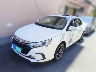 比亞迪秦新能源2014款 1.5T 旗艦型