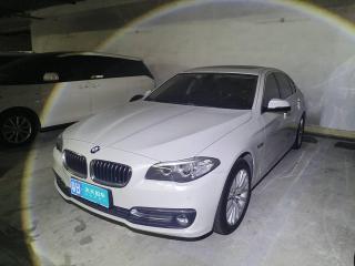 宝马宝马5系2014款 525Li 豪华设计套装