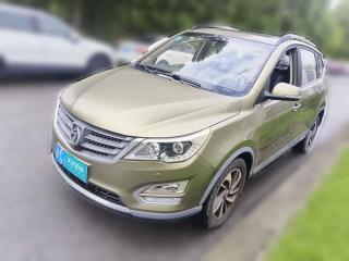 寶駿寶駿5602015款 1.8L 手動豪華型