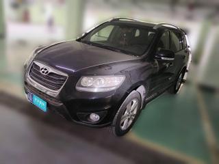 現代勝達經典2010款 2.4 豪華版 七座四驅