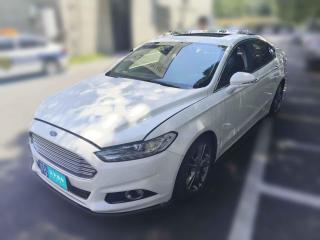 福特蒙迪欧2013款 2.0L GTDi240豪华运动型