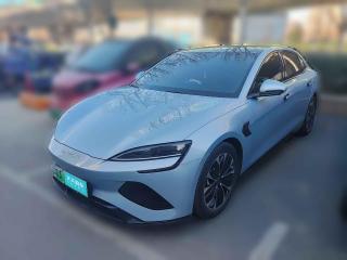 比亞迪海豹2022款 550km 標(biāo)準(zhǔn)續(xù)航后驅(qū)版尊貴型