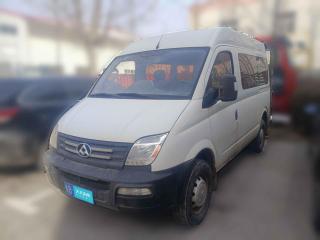 上汽大通MAXUS新途V802017款 2.5T AMT傲运通国V短轴中顶5/6/10座