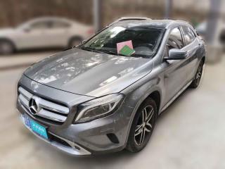 奔驰奔驰GLA2016款 GLA 220 4MATIC 时尚型