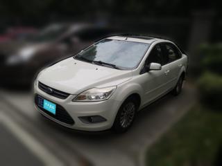 福特福克斯2013款三廂經典1.8L自動時尚型