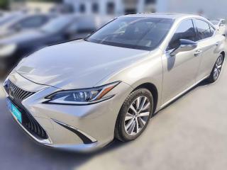 雷克薩斯雷克薩斯ES2018款 260 卓越版 國V