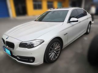 宝马宝马5系2017款525Li豪华设计套装