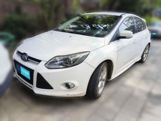 福特福克斯2012款 两厢 2.0L 自动豪华运动型