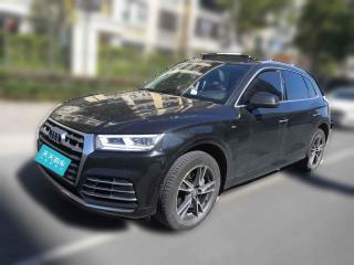 奧迪奧迪Q5L2020款 改款 40 TFSI 榮享時尚型