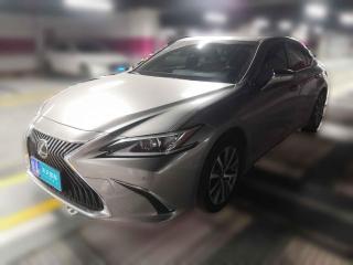 雷克薩斯雷克薩斯ES2018款260卓越版國(guó)VI