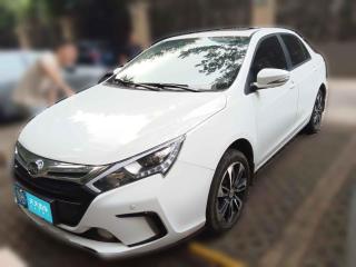 比亞迪秦新能源2015款 1.5T 雙冠旗艦Plus版