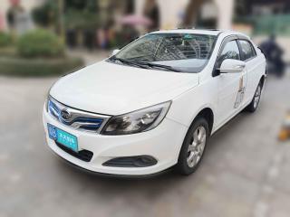 比亚迪比亚迪e52016款 300 豪华型