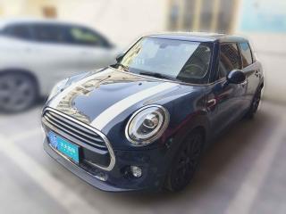 MINIMINI2018款 1.5T COOPER 藝術(shù)家 五門版