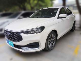 福特福睿斯2021款 1.5L 自動鉆石版