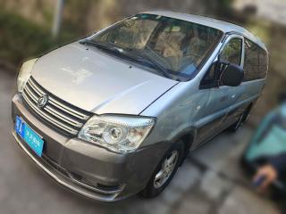 东风风行菱智2013款M5Q32.0L7座长轴豪华型