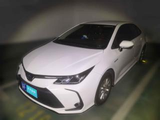 豐田卡羅拉2021款雙擎1.8LE-CVT先鋒版