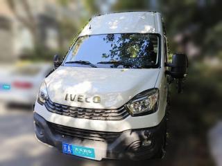 依维柯依维柯欧胜2021款 3.0T 自动运瑞短轴高顶侧拉门