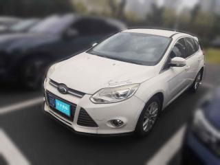 福特福克斯2012款兩廂1.6L手動舒適型