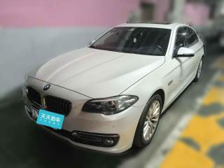 寶馬寶馬5系2017款 525Li 豪華設(shè)計(jì)套裝