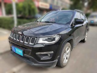 Jeep指南者2019款 220T 自动家享版