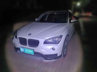 寶馬寶馬X12015款sDrive18i時尚晉級版