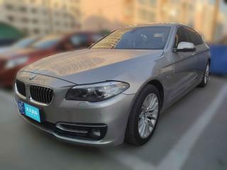 寶馬寶馬5系2014款525Li豪華設計套裝