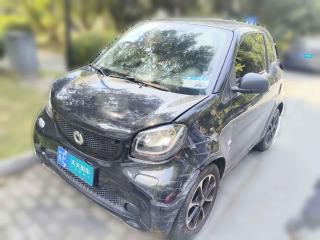 smartsmart fortwo2015款 1.0L 52千瓦硬頂激情版