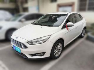 福特福克斯2017款 三厢 EcoBoost 180 自动精英型