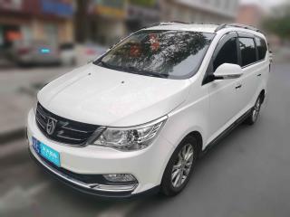 寶駿寶駿7302016款1.5T手動舒適型7座