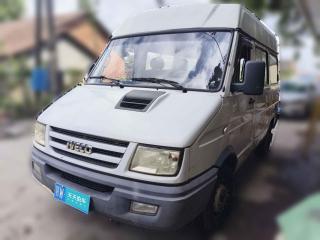 依維柯依維柯得意2012款 2.5T-A35物流1版中頂