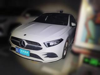 奔驰奔驰A级2020款 改款 A 200 L 运动轿车时尚型
