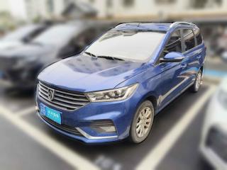 寶駿寶駿3602018款 1.5L 手動(dòng)精英型 國(guó)V