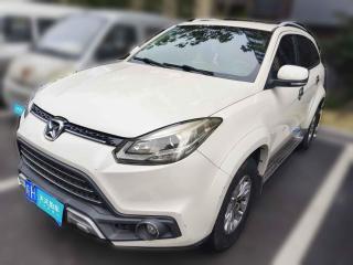 江铃驭胜S3502016款 2.0T 手动四驱汽油豪华天窗版5座