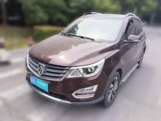 寶駿寶駿5602016款 1.8L iAMT豪華型