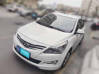 現(xiàn)代瑞納2016款 1.4L 手動(dòng)智能型GLS