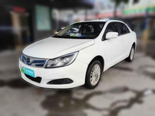 比亚迪比亚迪e52018款 出行版