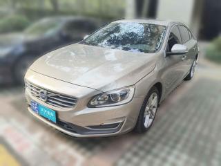 沃尔沃沃尔沃S602016款 S60L T5 智驭版