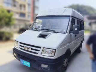 依维柯依维柯得意2014款 2.5T-A35 NJ6484ACM47Z4