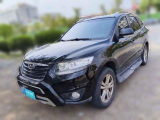 現(xiàn)代勝達(dá)經(jīng)典2010款 2.4 豪華版 七座四驅(qū)