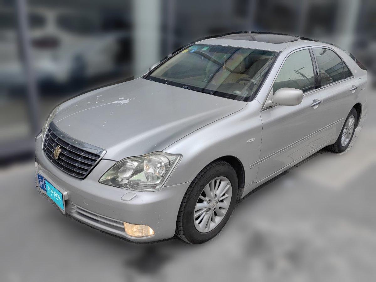 豐田皇冠09款能賣多少錢