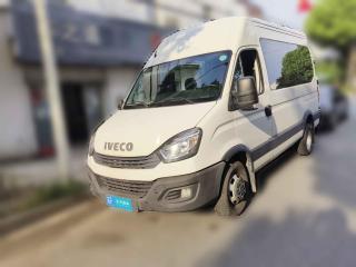 依維柯依維柯歐勝2020款 3.0T 手動4.5噸底盤長軸雙排F1C