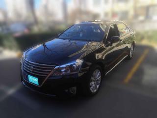 丰田皇冠2012款2.5LRoyal真皮版