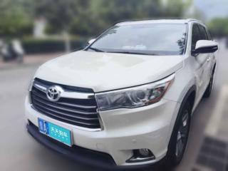 豐田漢蘭達2017款 2.0T 四驅(qū)豪華版 7座