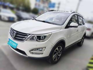 寶駿寶駿5602015款 1.8L 手動豪華型