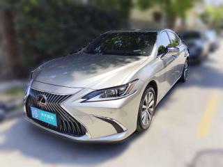 雷克薩斯雷克薩斯ES2020款 200 卓越版