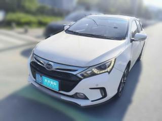 比亞迪秦新能源2015款 1.5T 雙冠旗艦Plus版